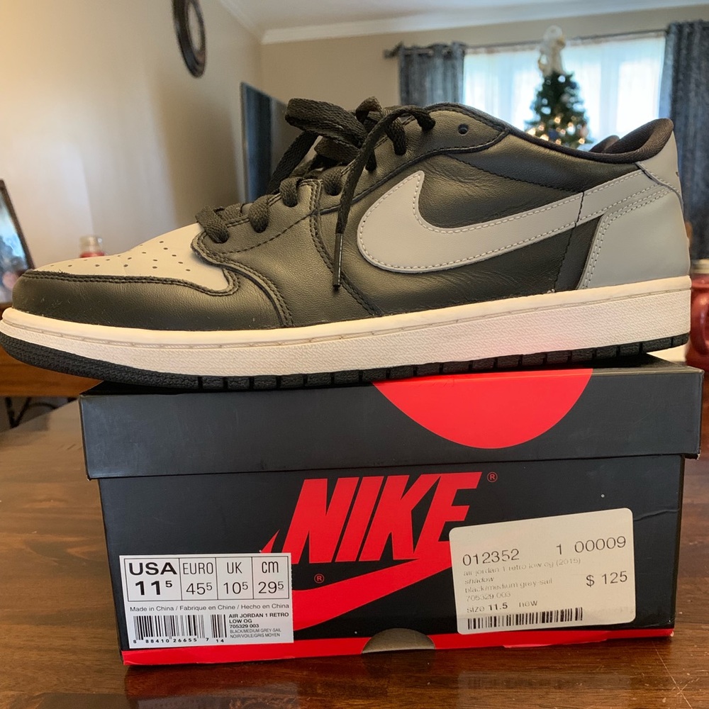 Air Jordan Retro 1 Low “Shadow”